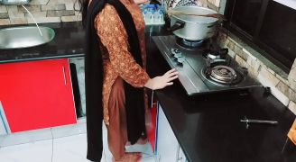 Desi Housewife Brutally Fucked In Kitchen While Cooking With Hindi Audio