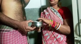 Fatherinlaw Told Daughterinlaw To Oil Her Back, Then Got Fucked At The Gate Herself! Obscene Porn In Hindi