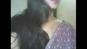 Gorgeous Indian Beauty Takes It All In Webcam Frenzy