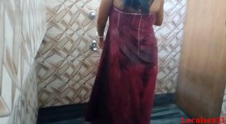 Indian Bhabi Sex In A Toilet With Red Tawal Localsex31