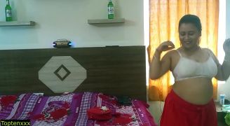 Indian Model Bhabhi Amazing Hot Sex Xxx With Pizza Boy!! Model Sex With Dance